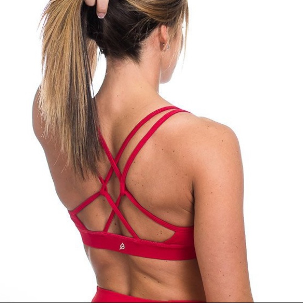 P’Tula sariya “live it up” sportsbra Hot Toddy Red